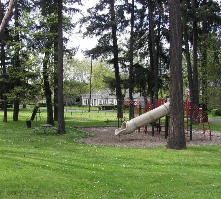 Laurelwood Park (Roseburg,&nbspOR)